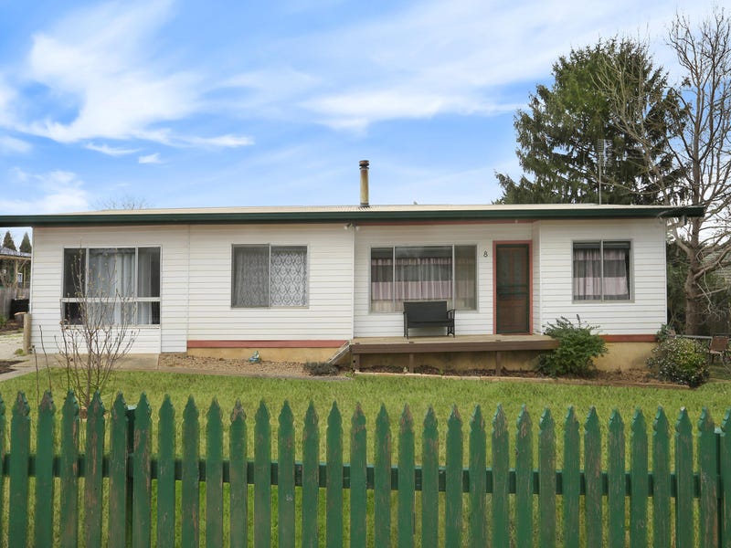 8 Howard Street, New Berrima, NSW 2577