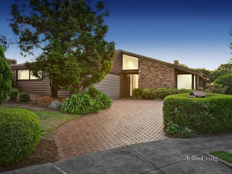 4 Ruskin Close, Templestowe, Vic 3106 Property Details