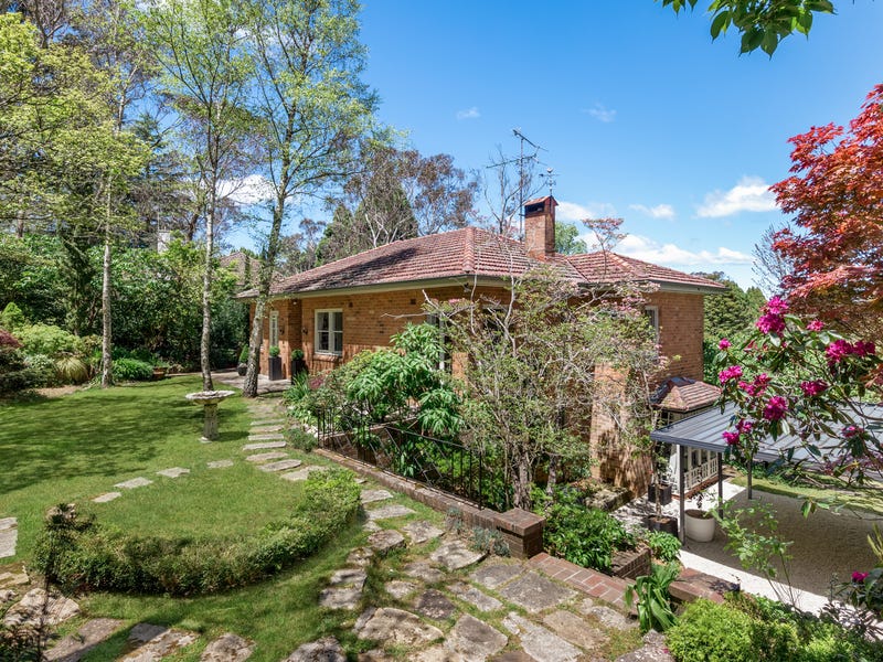 9 Lachlan Avenue, Leura, NSW 2780 House for Sale
