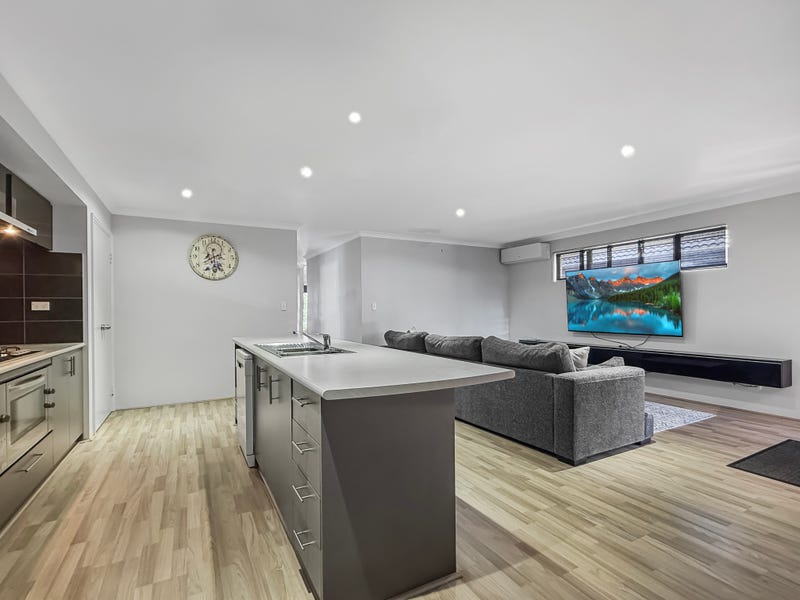 44 Conebush Circle, Falcon