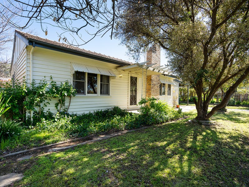 137 High Street, Maldon, VIC 3463