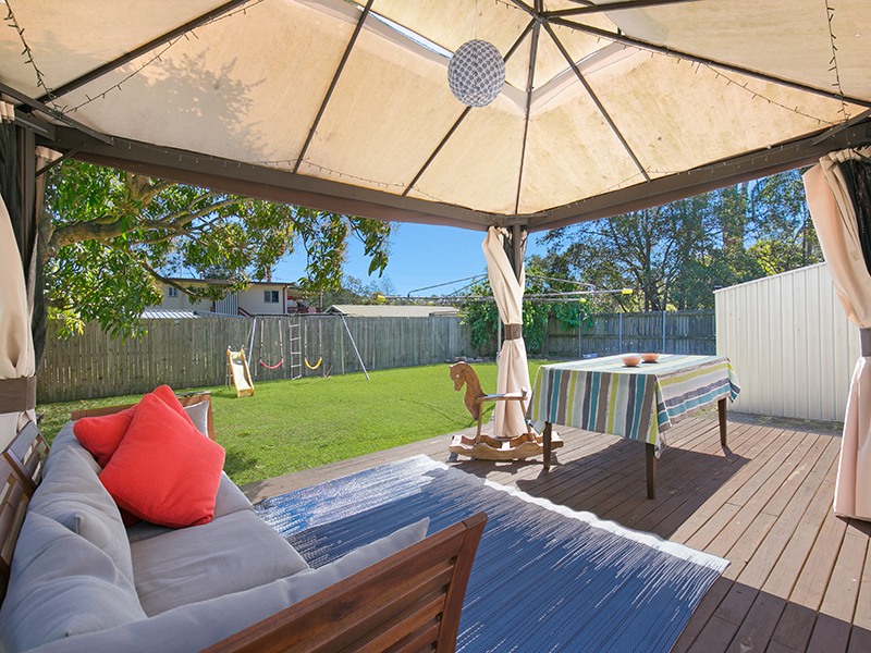 17 Jean Street, Loganlea, Qld 4131 Property Details