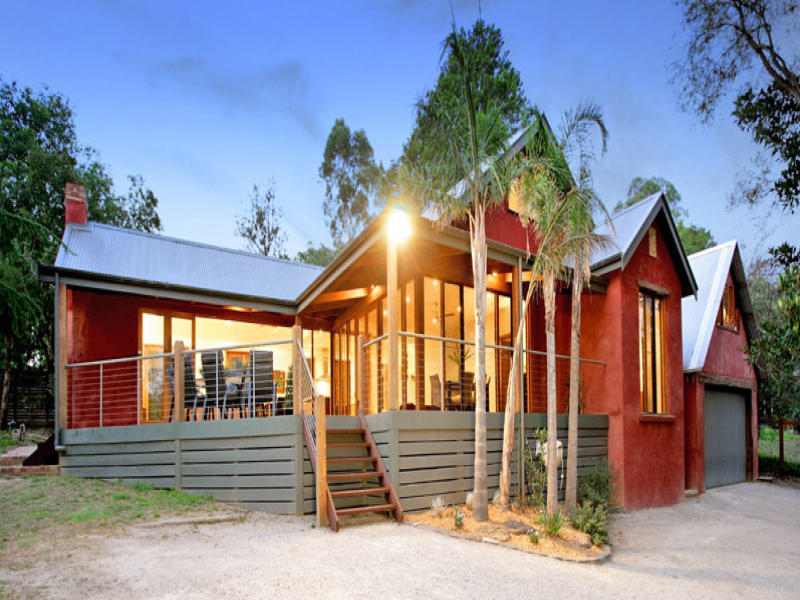 97 Mt Pleasant Road, Eltham, Vic 3095 Property Details