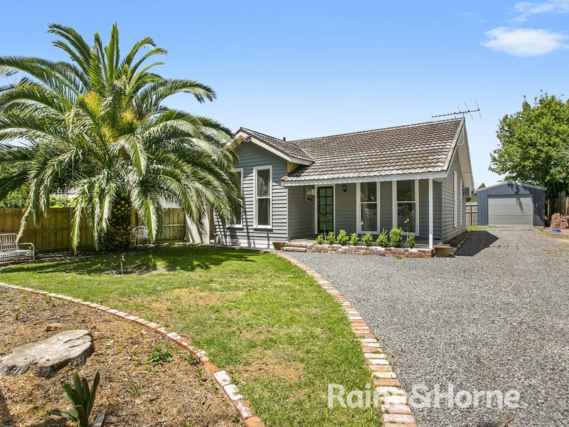 8 Willis Street, Frankston, Vic 3199