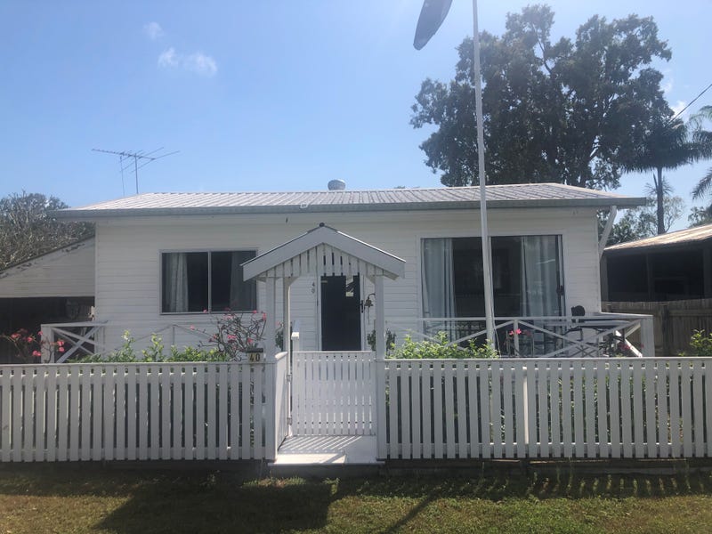 40 Waverley Street, Bucasia, QLD 4750