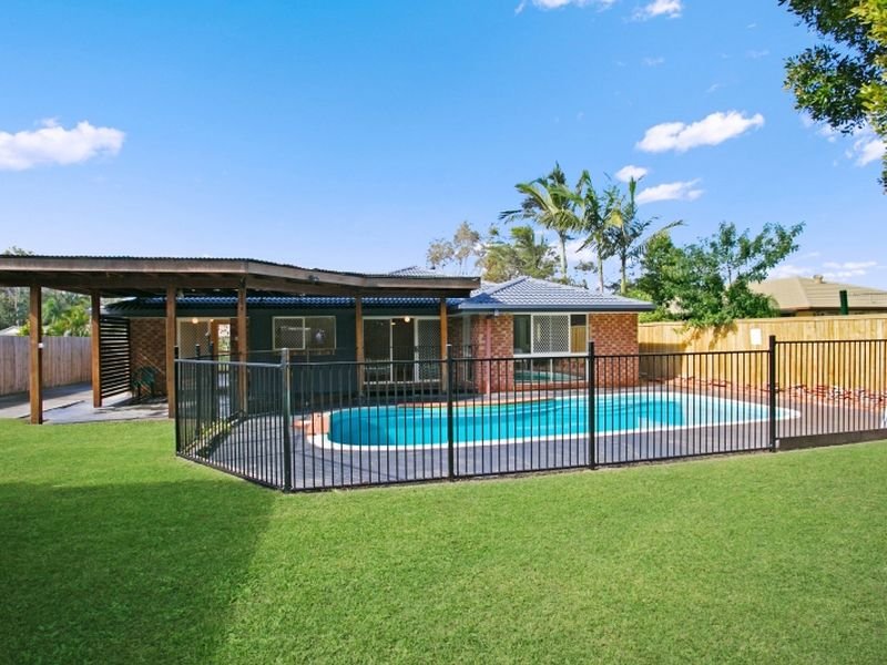 5 Gippsland Drive, Helensvale, QLD 4212