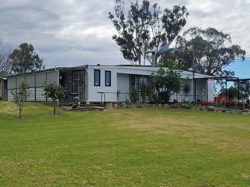 23 Dawkins Street, Bundarra, NSW 2359 House for Sale