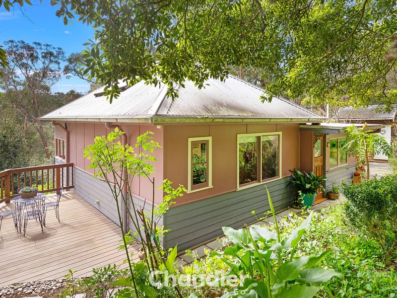 4 Currajong Avenue, Selby, VIC 3159