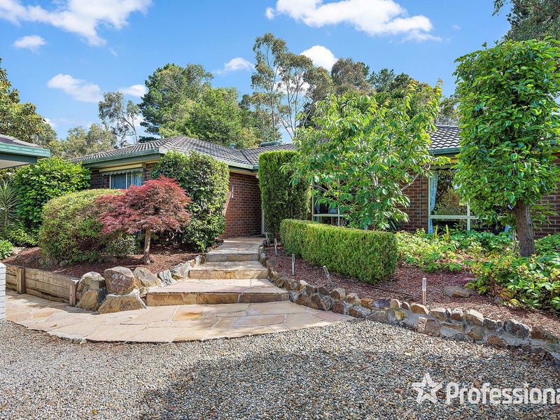 22 Bristol Crescent, Lilydale, Vic 3140 Property Details