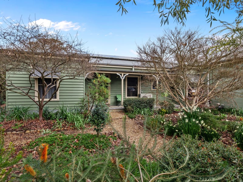 2 Powlett Street, Broadford, Vic 3658 Property Details