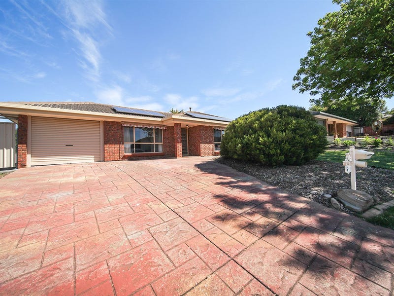5 Barnes Crescent, Woodcroft, SA 5162 Property Details