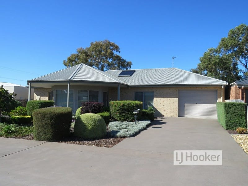 2 Eaton Place, Paynesville, Vic 3880 Property Details