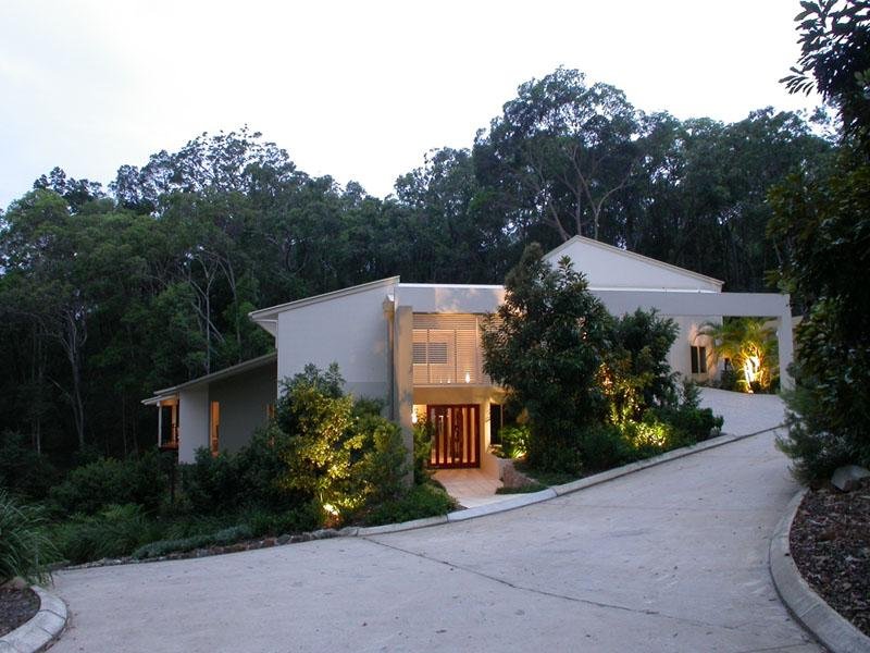 4 Bayview Road, Noosa Heads, QLD 4567