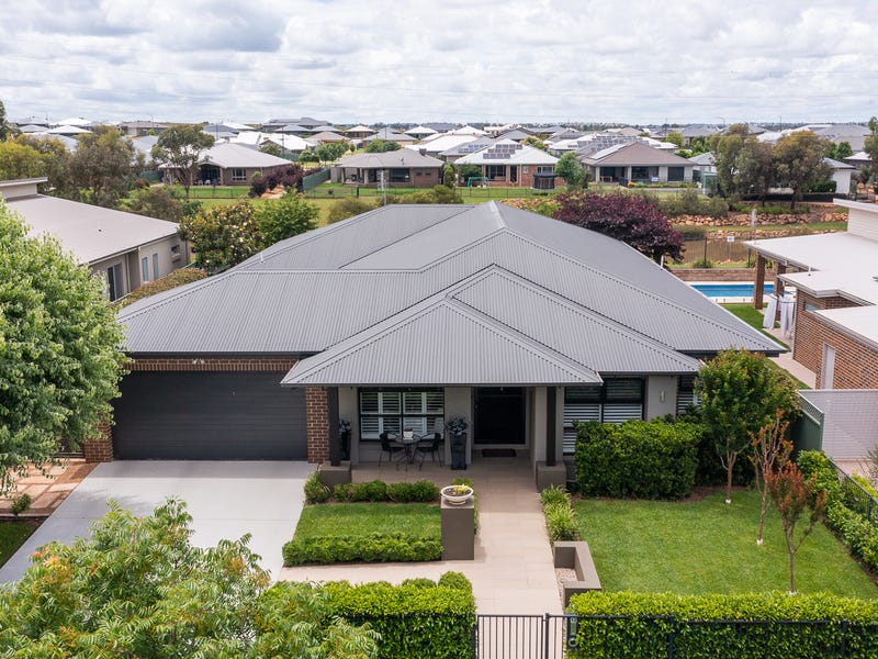 12 Southlakes Parade, Dubbo, NSW 2830 Property Details