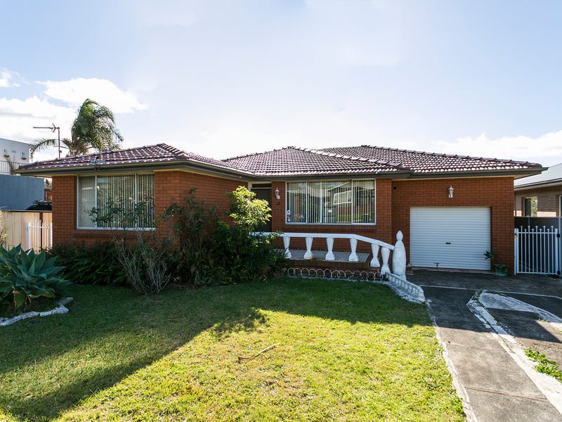 62 Addison Avenue, Lake Illawarra, NSW 2528