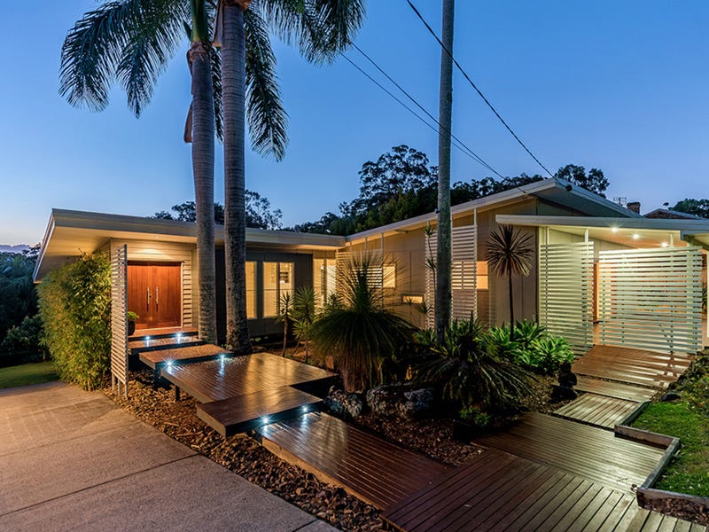 207 Simpsons Road, Elanora, Qld 4221 Property Details