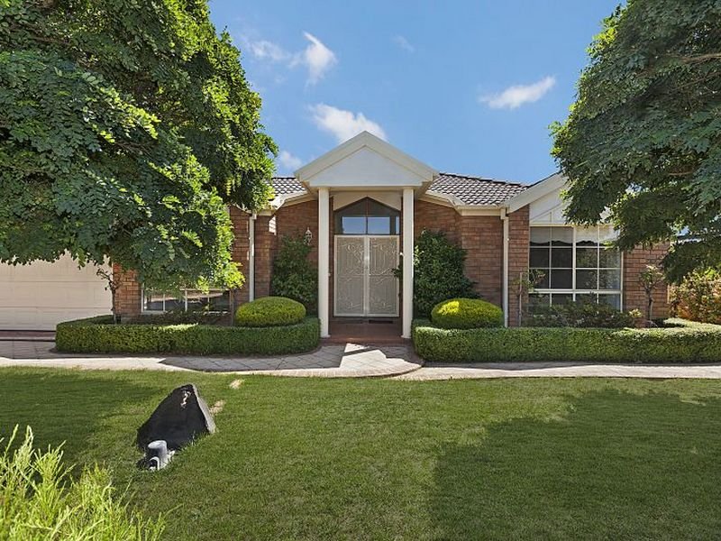 88 Roulston Way, Wallan, Vic 3756 - Property Details
