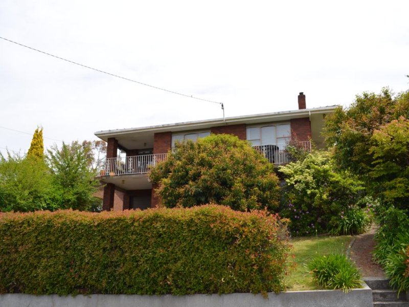 27 Whitford Grove, Trevallyn, TAS 7250
