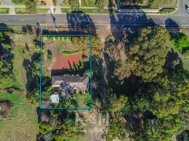 134 Willowbank Road, Gisborne, Vic 3437 Property Details