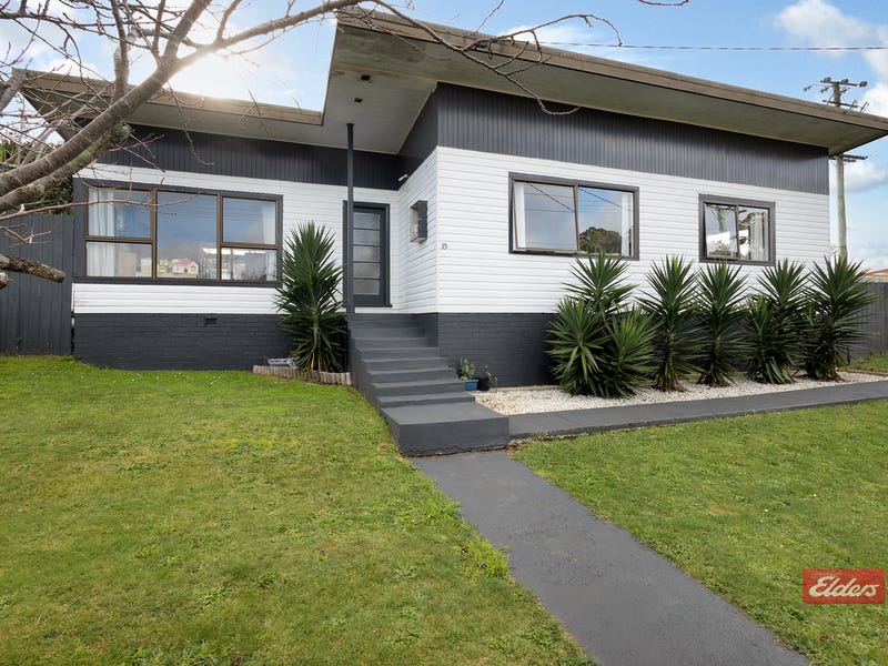 15 South Road, Penguin, Tas 7316 Property Details