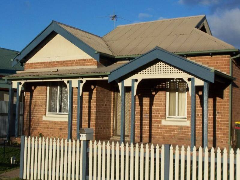 182 HOVELL STREET, Cootamundra, NSW 2590 - Property Details