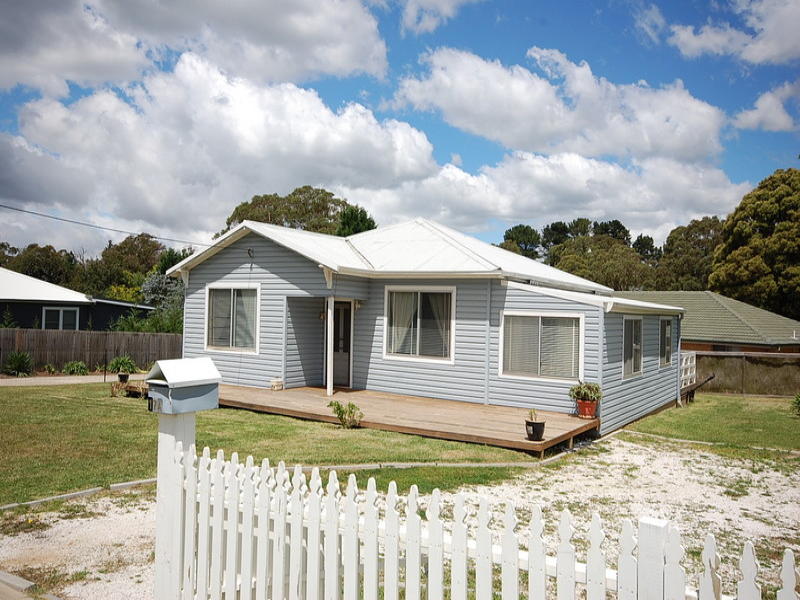 17A Elsworth Avenue, Balaclava, NSW 2575