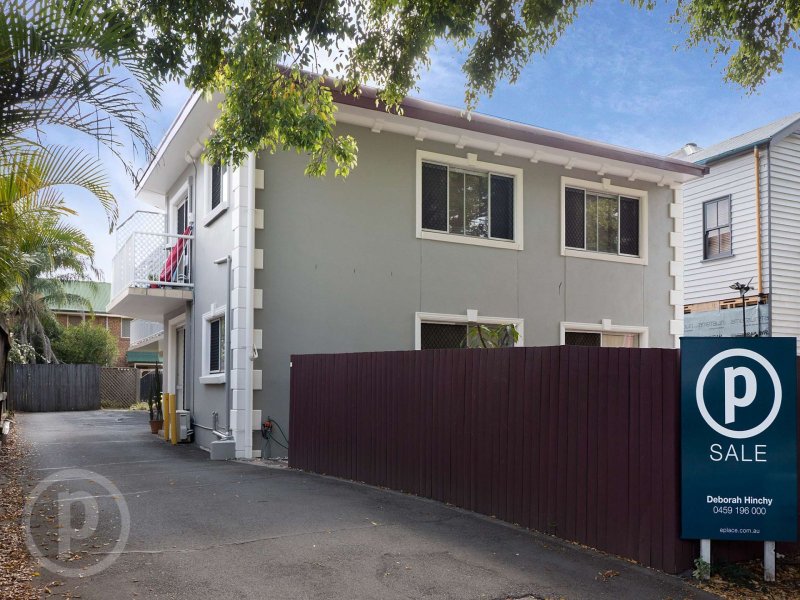 4/666 Kingsford Smith Drive, Hamilton, Qld 4007 Property Details