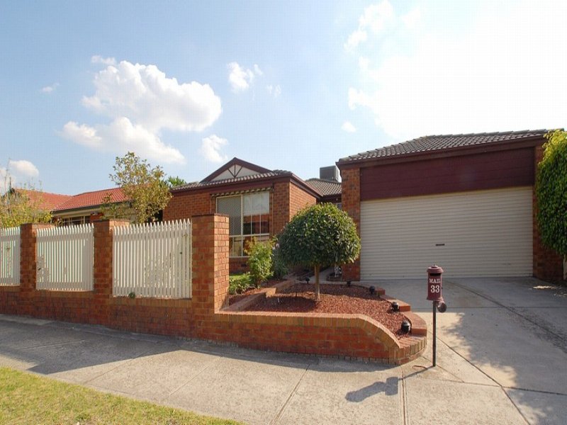 33 Orama Avenue, Carrum Downs, VIC 3201