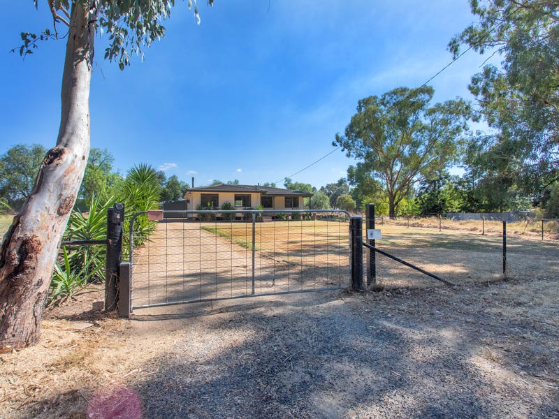 8 Prince Street, Koorawatha, NSW 2807 Property Details