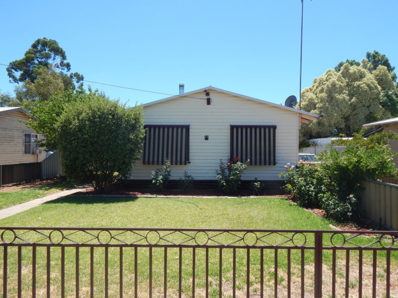 14 WARLEN AVENUE, Robinvale, Vic 3549 Property Details