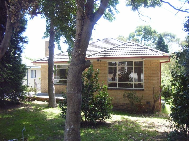 317 Forest Road, The Basin, VIC 3154