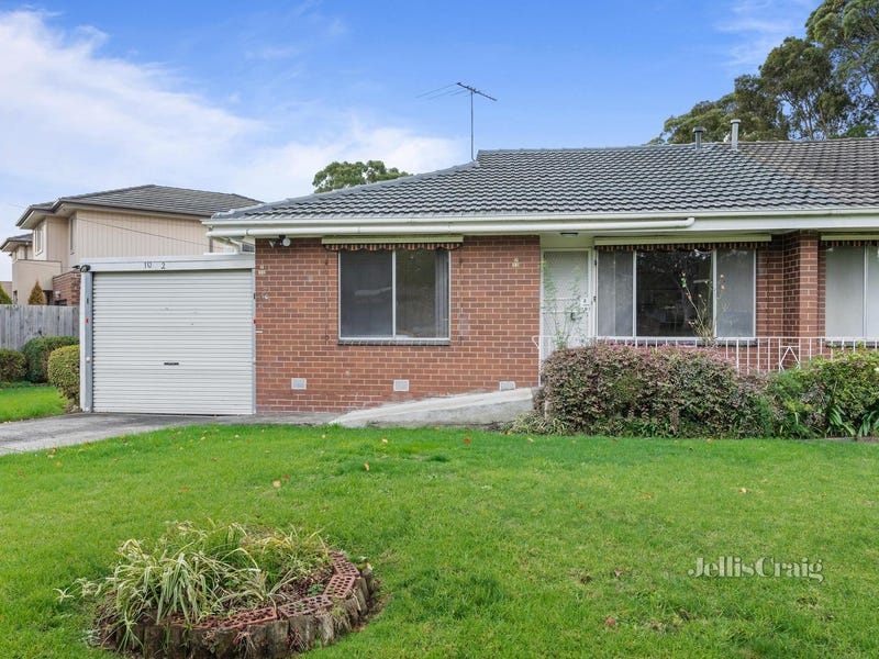 2/10 Armstrong Road, Bayswater, Vic 3153 - Property Details