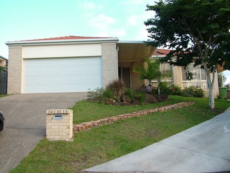 5 Palmerston Drive, Oxenford, Qld 4210 Property Details