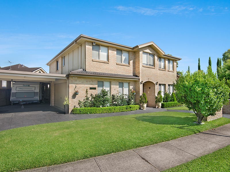 4 Rosebery Road, Kellyville, NSW 2155