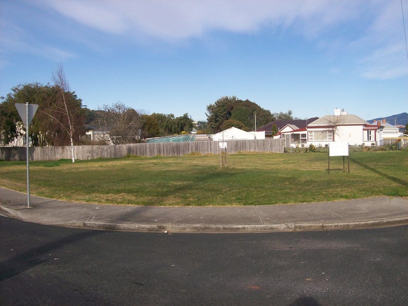 18 Eastland Drive, Ulverstone, TAS 7315