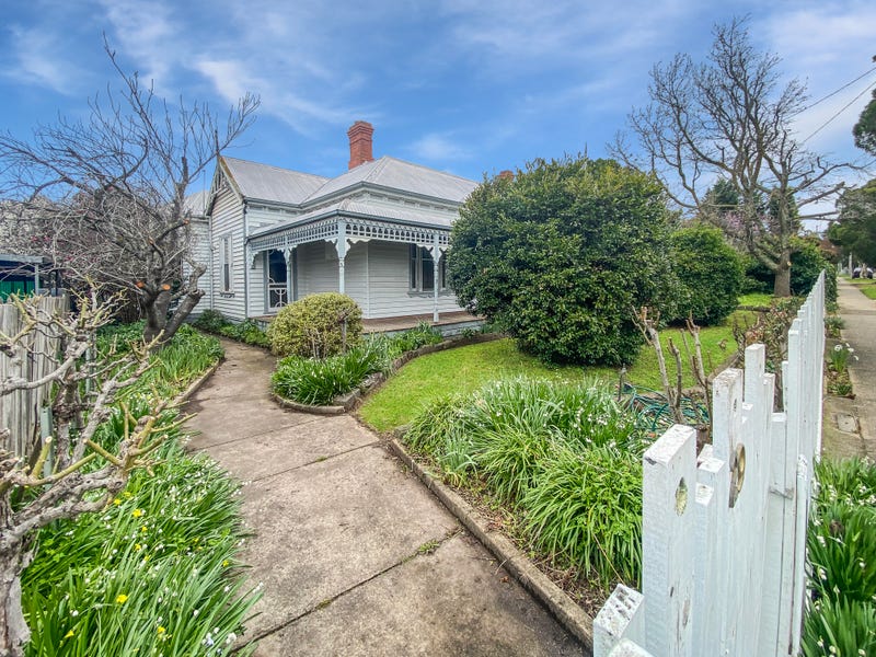 29 Banfield Street, Ararat, Vic 3377 House for Sale