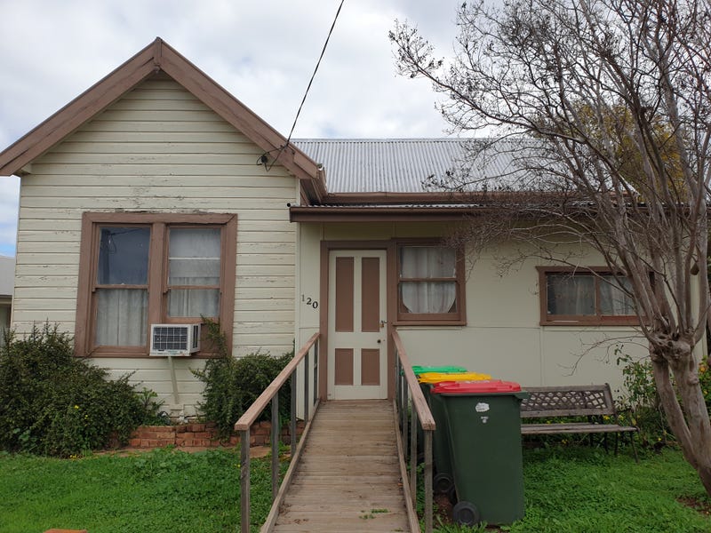 120 Currajong Street, Parkes, NSW 2870 House for Sale