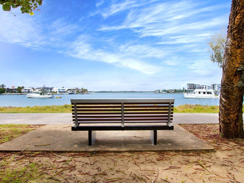 7 Bruce Avenue, Paradise Point, QLD 4216