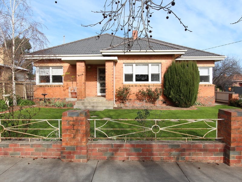 12 Ellis Street, Flora Hill, VIC 3550