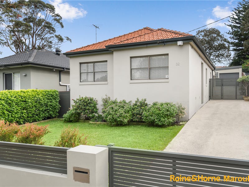 32 HOLLOWAY STREET, Pagewood, NSW 2035 Property Details