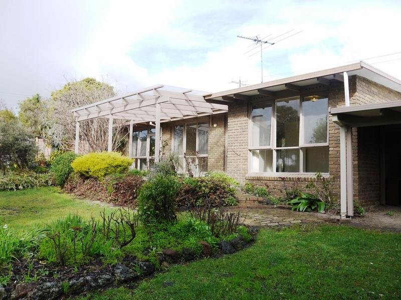 93 Bay Road, Mount Martha, VIC 3934 93 Bay Road, Mount Martha, VIC 3934