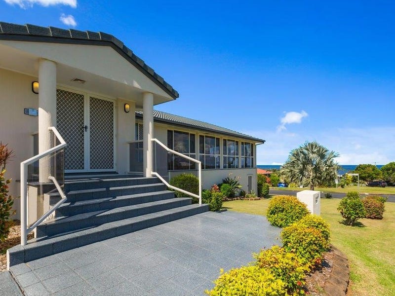 1 Allamanda Avenue, Banora Point, NSW