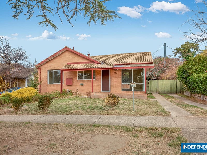 132 Captain Cook Crescent, Narrabundah, ACT 2604 Property Details