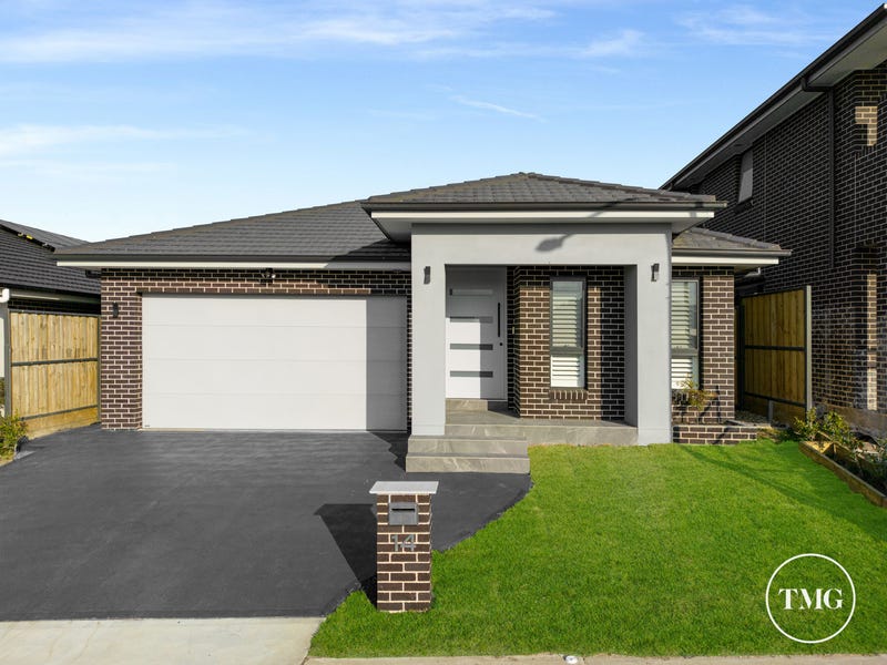 14 Rosslyn Drive, Claymore, NSW 2559 Property Details