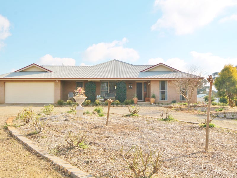 81 Tipperary Lane, Young, NSW 2594 Property Details