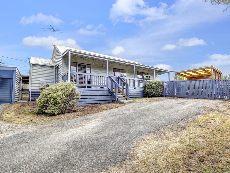 136 Weeroona Street, Rye, VIC 3941