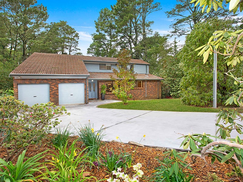 148 Falls Road, Wentworth Falls, NSW