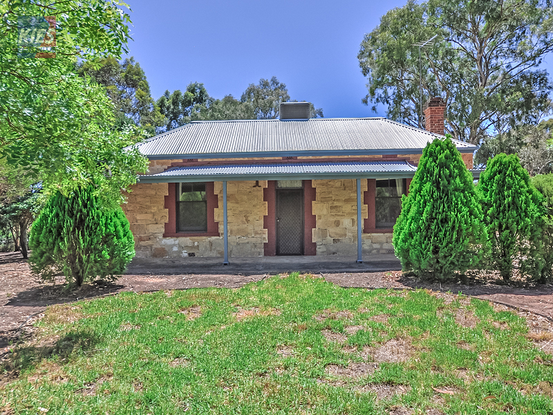 74 Queen Street, Williamstown, SA 5351