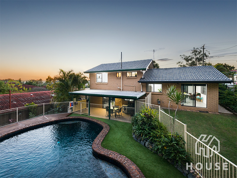 15 Avenue, Springwood, Qld 4127 Property Details