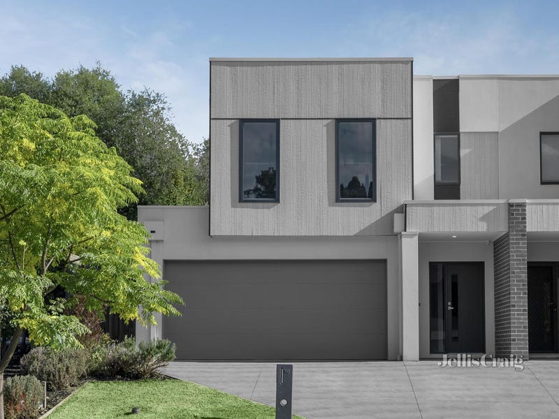 Real Estate & Property for Sale in Chirnside Park, VIC 3116